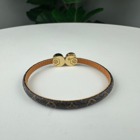 A210💎✨Authentic Louis Vuitton Historic Mini Monogram Bracelet Size 6 1/4" - Picture 2 of 3